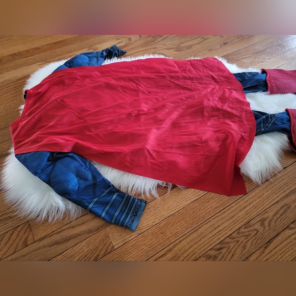 DC Superman Costume 🦸‍♂️ - Picture 6 of 11